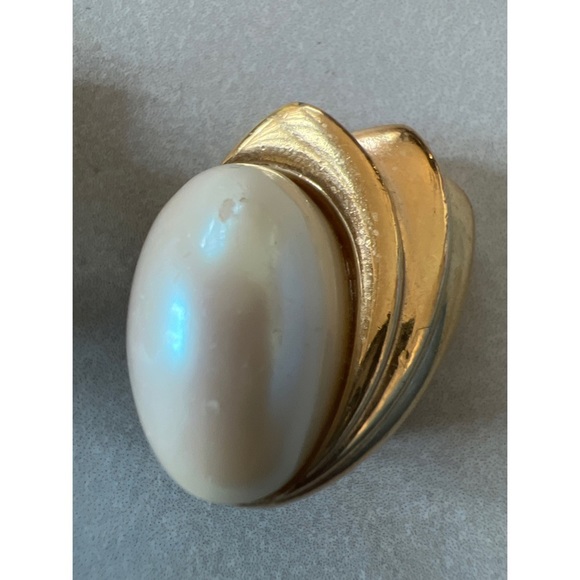 Vintage Givenchy Faux Pearl Earrings - Picture 6 of 6